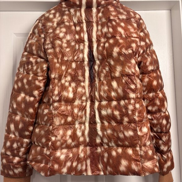 NWT Burberry Deer Print Down Light Puffer Jacket Size S - Picture 6 of 7